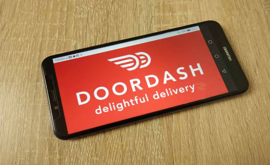 how-old-do-you-have-to-be-to-work-at-doordash-grocery-store-guide